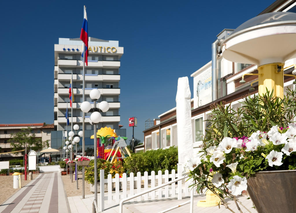 Hotel Nautico Riccione Buitenkant foto