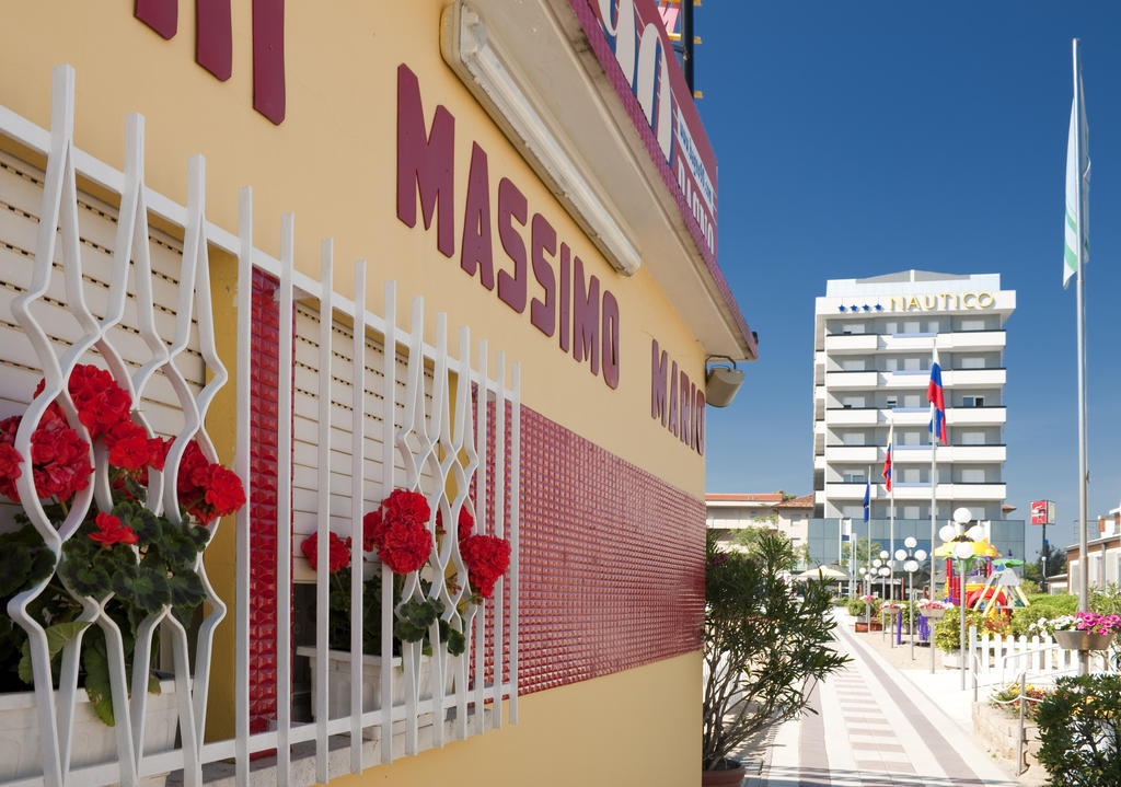 Hotel Nautico Riccione Buitenkant foto